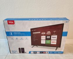 L08 - TCL 32" Roku TV